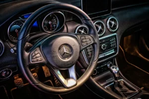 Przeglądy techniczne ciężarówek Mercedes‑Benz w OSKP Poznań